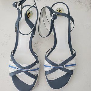Victoria's Secret Sandals Sz 9 blue white